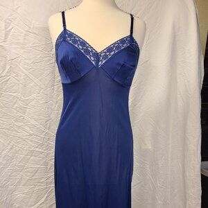 #167 Vintage 60s/70s Vanity Fair Blue Nylon lace Slip on